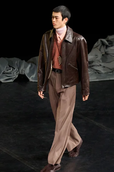 Look 62